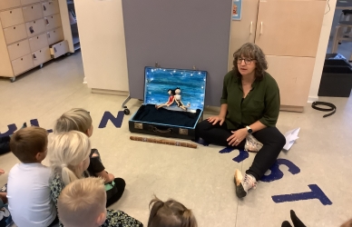 Halla fortæller om Mikkel og Fortunas rejse