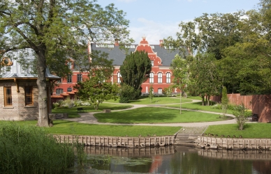 Ribe Kunstmuseum set fra haven